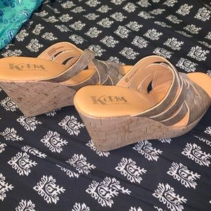 gold “Clark’s”!